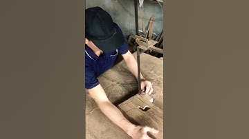 How to-Build removing excess wood with sharp iron wire to create shape easily #shorts