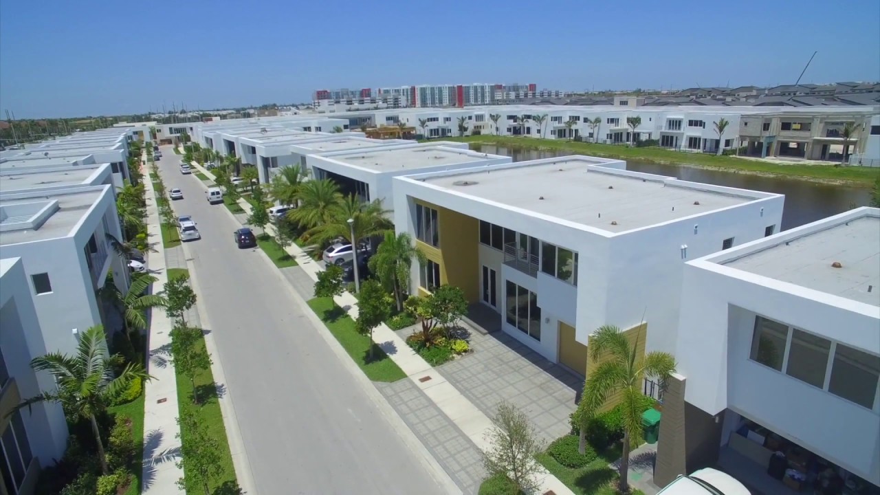 Modern Doral 75 Presented by Bento Queiroz Group