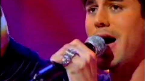 Enrique Iglesias - Addicted (Live at Children in Need 2003) 4K HD