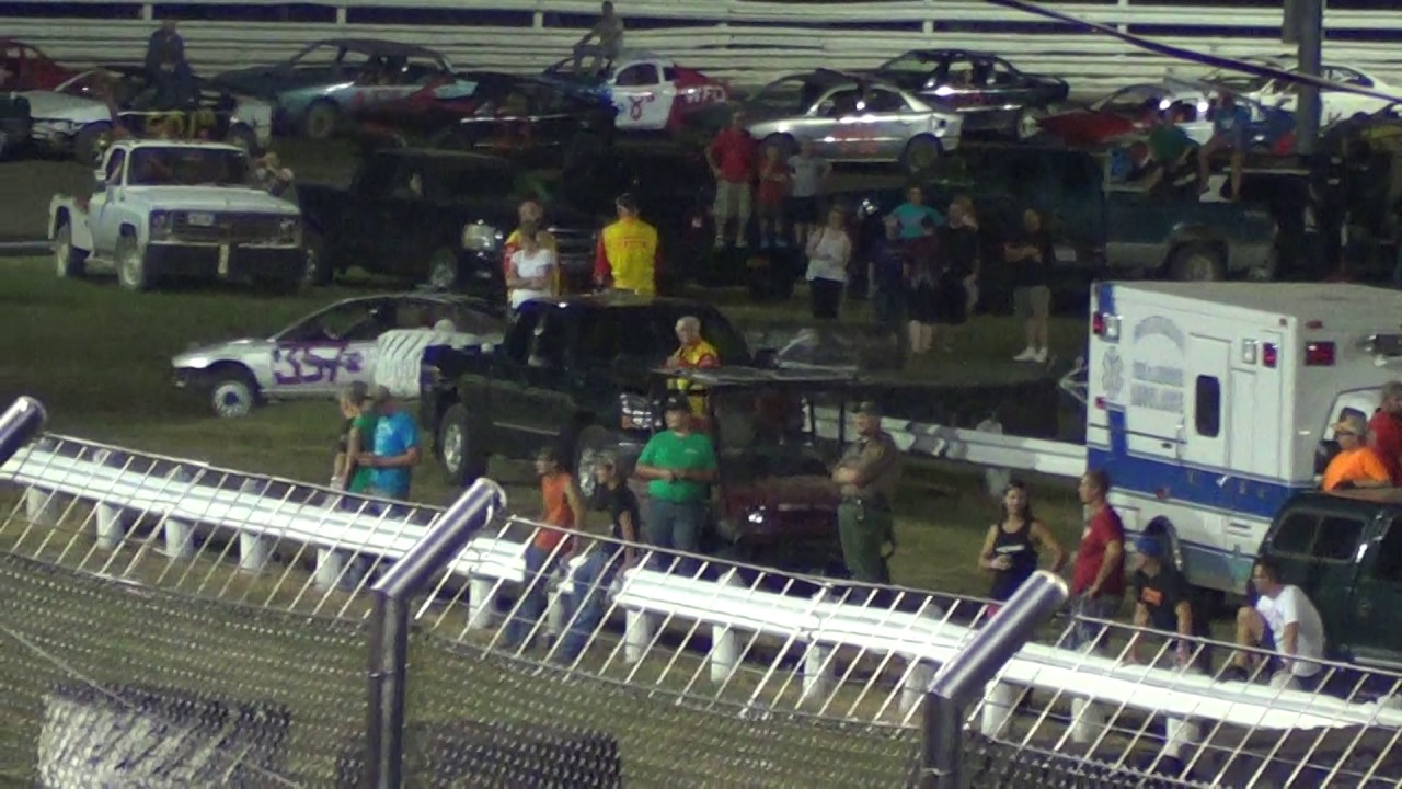 Oskaloosa Redneck Rally Race 2017 car 357x YouTube