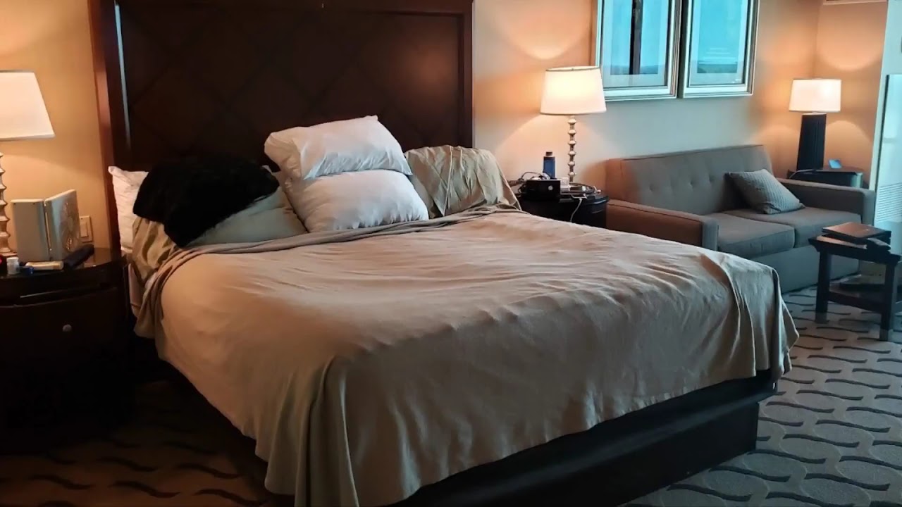 Horseshoe Casino Bossier City LA Premium King Jacuzzi Room YouTube