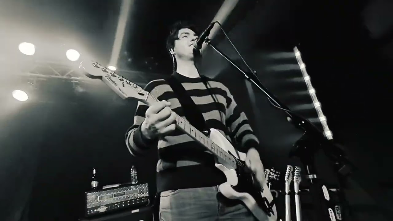 Seether - Fake It - (Live at The Windbreak) - Fargo, ND