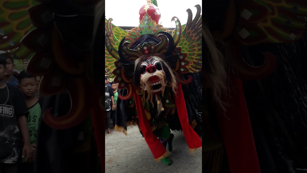 Barong ^mupus braen^ jaranan campur sari setyo budoyo tukang kayu banyuwangi