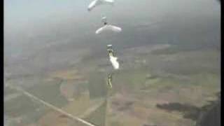 accident parachute