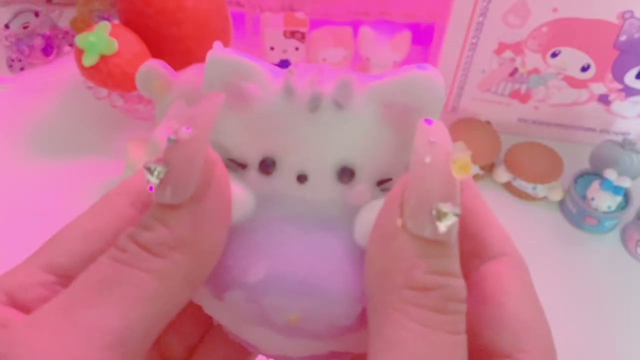 【雨】スクイーズ ASMR】 Crunchy Wax Squishy ASMR ロウスクイーズ - YouTube