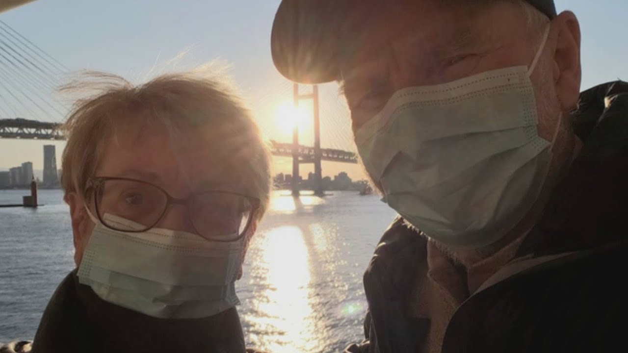 Couple celebrates anniversary under quarantine