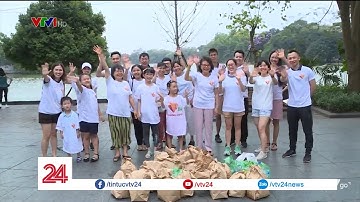 Khi tự tay nhặt rác bạn sẽ hiểu là không nên vứt rác bừa bãi | VTV24