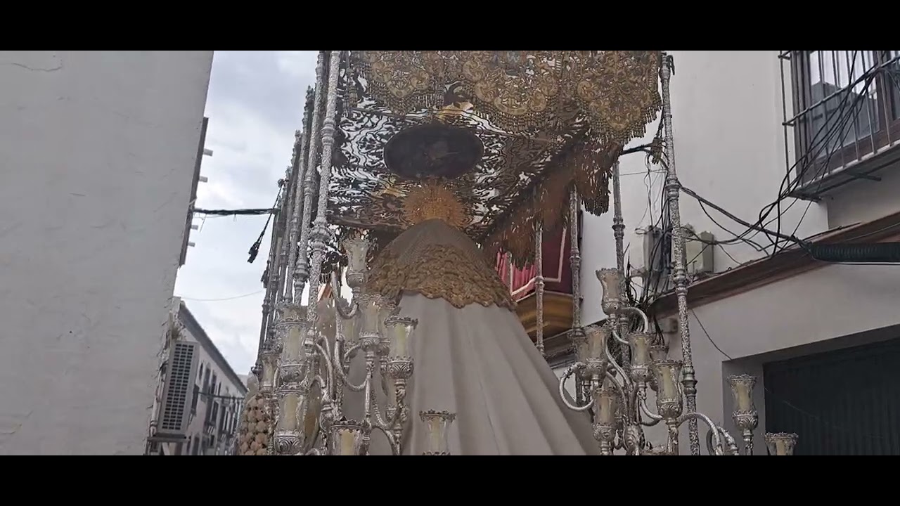Virgen de la Paz en C/ las Morenas. Domingo de Ramos 2025. Semana Santa Morón.