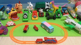 Mainan Kereta James, Dinosaurus, Bus Sekolah, Mainan Kendaraan, Menyala, Excavator, Mengumpulkan