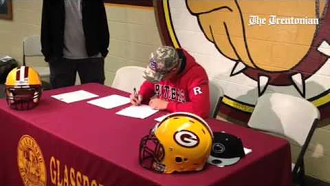VIDEO: Rutgers commit Ronnie James signs his NLI. "What time is it?" #RFootball