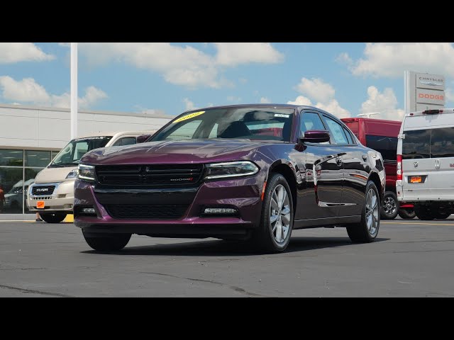 Hellraisin Purple 2022 Dodge Charger SXT ALL WHEEL DRIVE | 30640