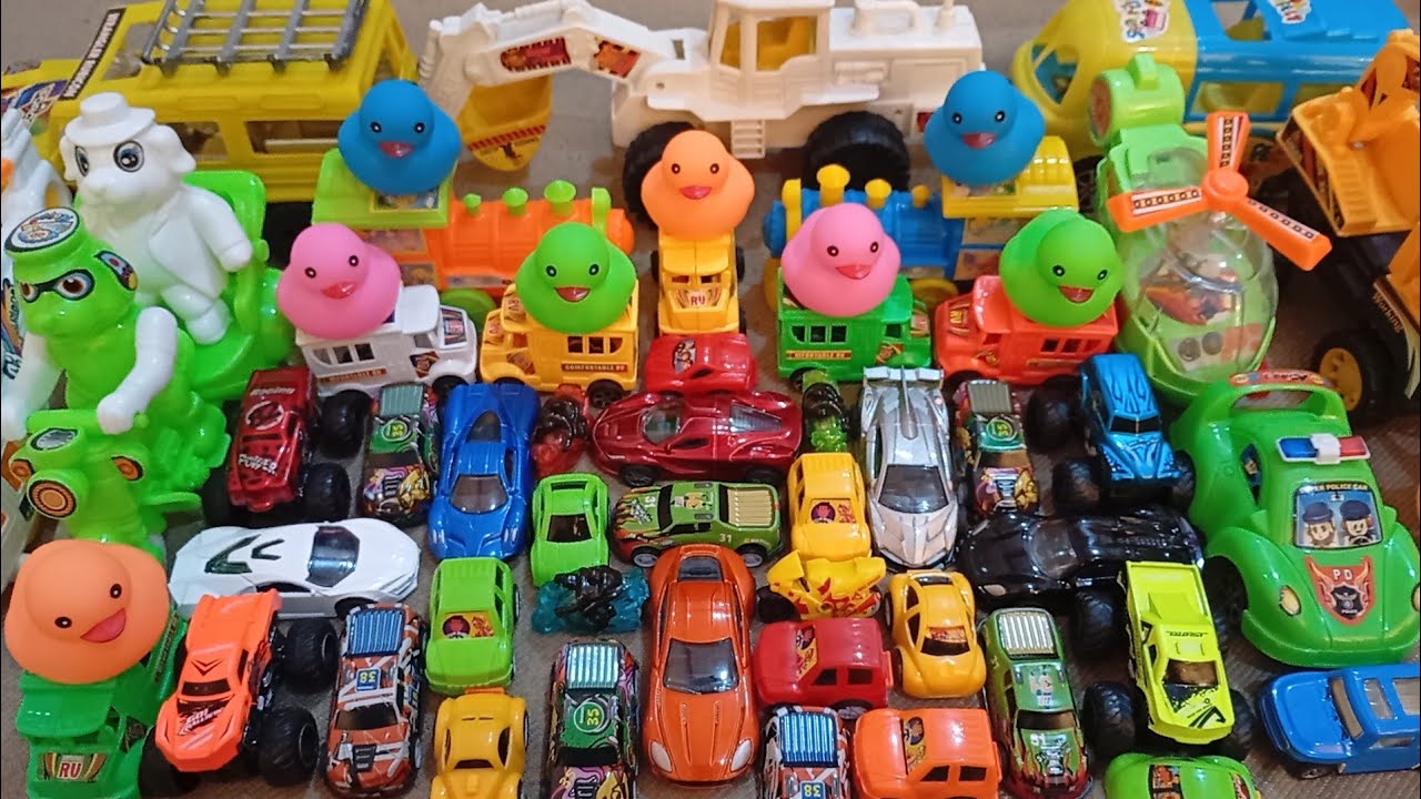 Disney Pixar sports Cars Unboxing Review | Lightning McQueen, Tow Mater, Doc Hudson, Sally Carrera, 