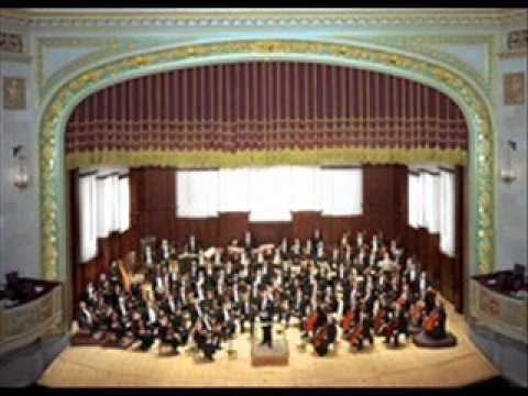The Detroit Symphony Orchestra performs Mussorgsky/Ravel's Pictures at an Exhibition, live in concert sometime in the 1990's. 1. Promenade 2. Gnomus 3. Bydlo 4. Goldenberg and Schmuyle Sorry there are some missing, can't find some of the movements. The rest is in Part 2. Solo Trumpet - The DSO's Own Second Trumpet, Kevin Good! Solo Bydlo - DSO Bass Trombonist Randy Hawes! Solo Goldenberg and Schmuyle - Kevin Good Hope you enjoy!