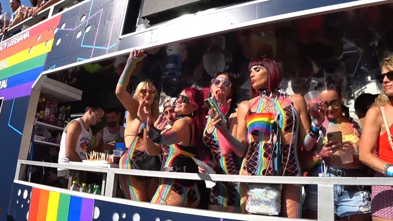 Gran Cabalgata 🌈MASPALOMAS PRIDE 2023 y continúa la fiesta en el YUMBO 🇮🇨GRAN CANARIA
