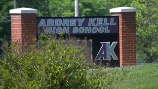 ‘Waste of time’: Ardrey Kell High parents given 3 days to fill out principal survey