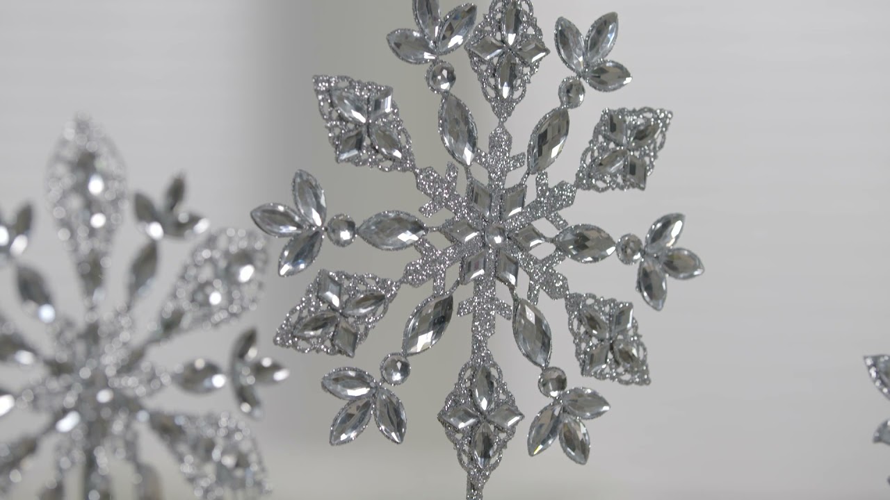 August leo crystal snowflake stand set of 3 learn more youtube