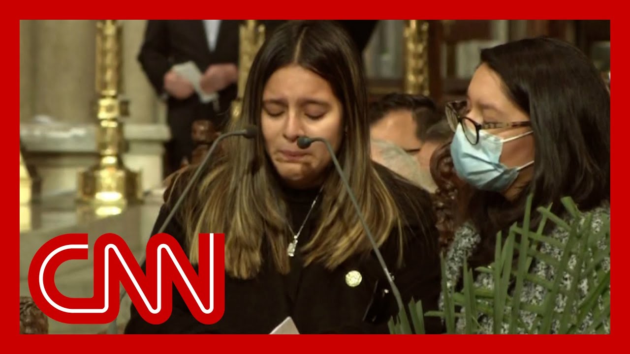 Watch: Wife of fallen NYPD officer delivers powerful eulogy