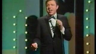 Steve Lawrence sings "On A Clear Day" chords