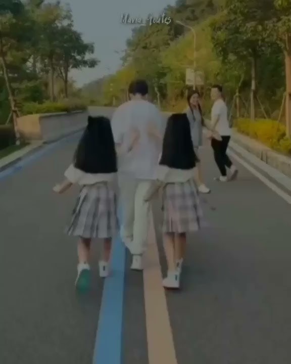Story' WA Tiktok Si Kembar Dance Masah Cegukan Gemes Viral