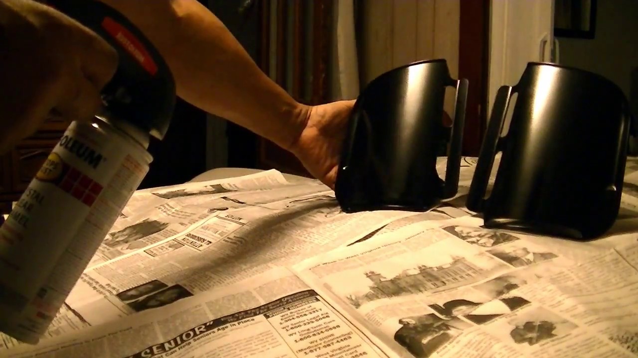 How to paint motorcycle fairings with spray paint. (3 of 24) YouTube