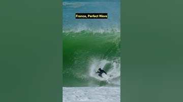 Surfing Secrets Finding, France
