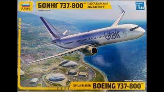 :   737- 800  1/144 + Microdesign