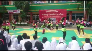 Download Lagu Chersleader FROOTO-5 MP3