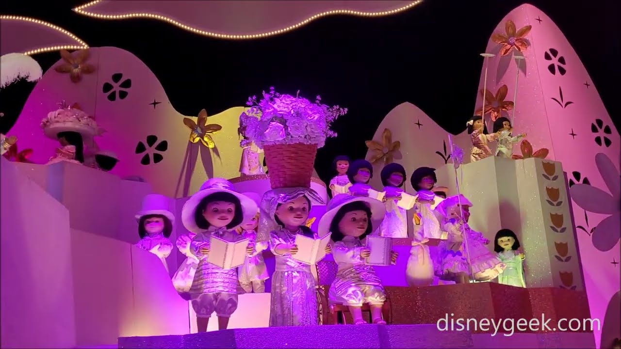 Disneyland: it's a small world (Finale with New Verse 7/17/25)