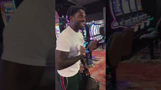 Sports bettor gets ban at Caesars after winning $500,000 😰🤦🏽‍♂️ #shorts #viralvideo