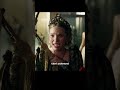 The king never expected that his beloved queen would be a woman who indulges in her private life.
