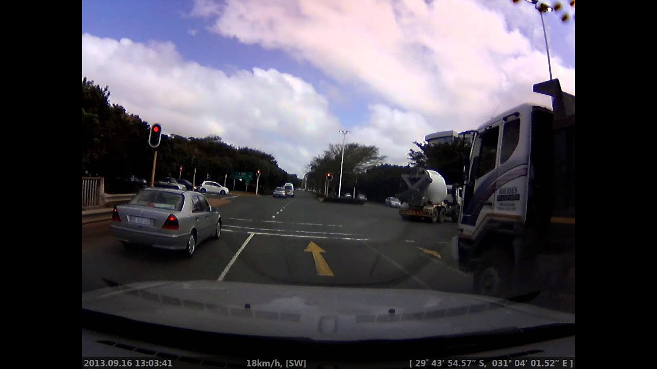 AfriSam Cement truck runs red light - 2013-09-16