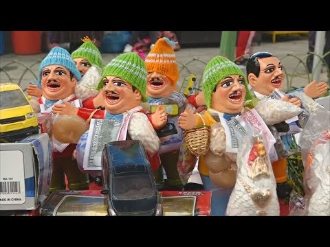 Ярмарка желаний: боливийцы покупают мечты в миниатюре