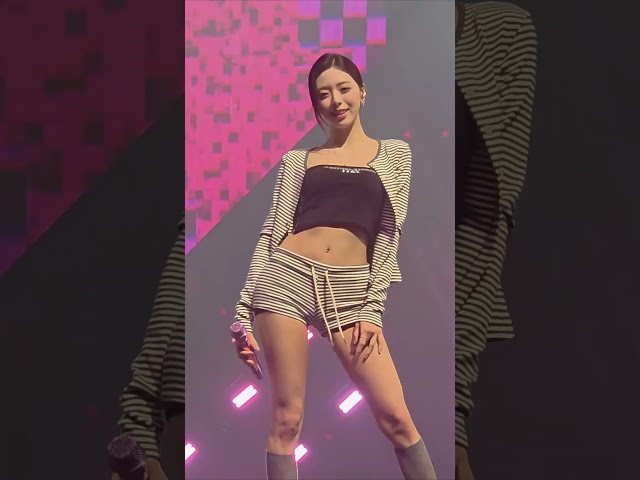 있지 유나 자연산 골반 인증 직캠 (ITZY YUNA Natural Pelvis Certification Fancam) #ITZY #있지 #YUNA #유나 #shorts
