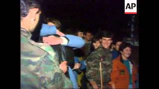 Bosnia - Bosnian/Serb Prisoners Exchange/Clinton