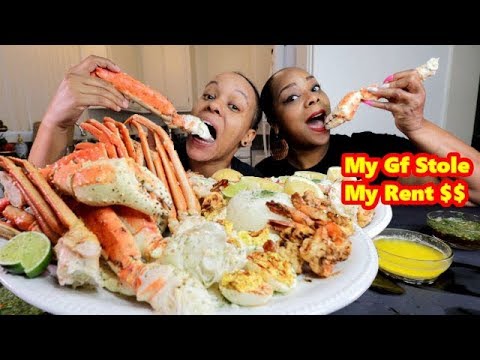 KING CRAB LEGS + GIANT GRILLED SHRIMP SEAFOOD BOIL DRIPPING WITH SAUCE!!