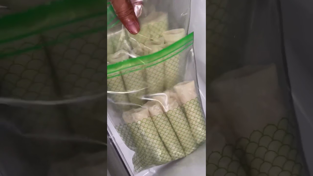Preparing springrolls, freeze. 