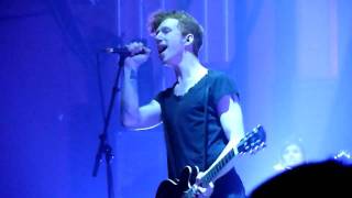 Erik Hle - Standing Where You Left Me Hammersmith Hmv London 280210