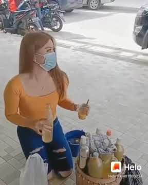 tukang jamu cantik