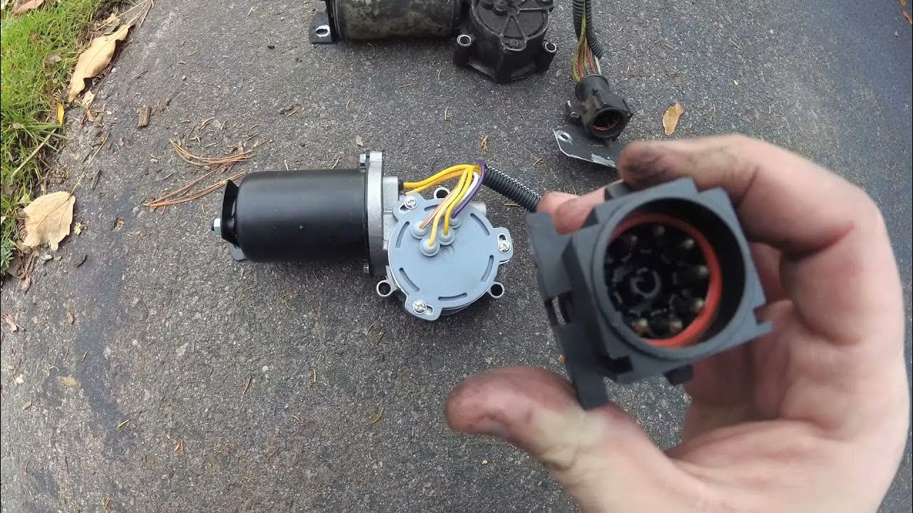 How to replace a Transfer Case Motor on a 94 Bronco - YouTube