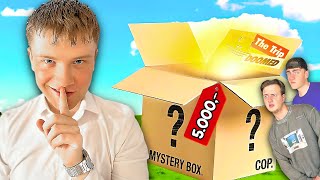 Overrasker GUTTERNE med MYSTERY BOX