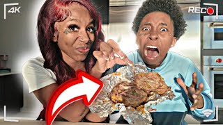 PUTTING WORMS 🪱 On My GIRLFRIEND BURGER 🍔 * 😱 *