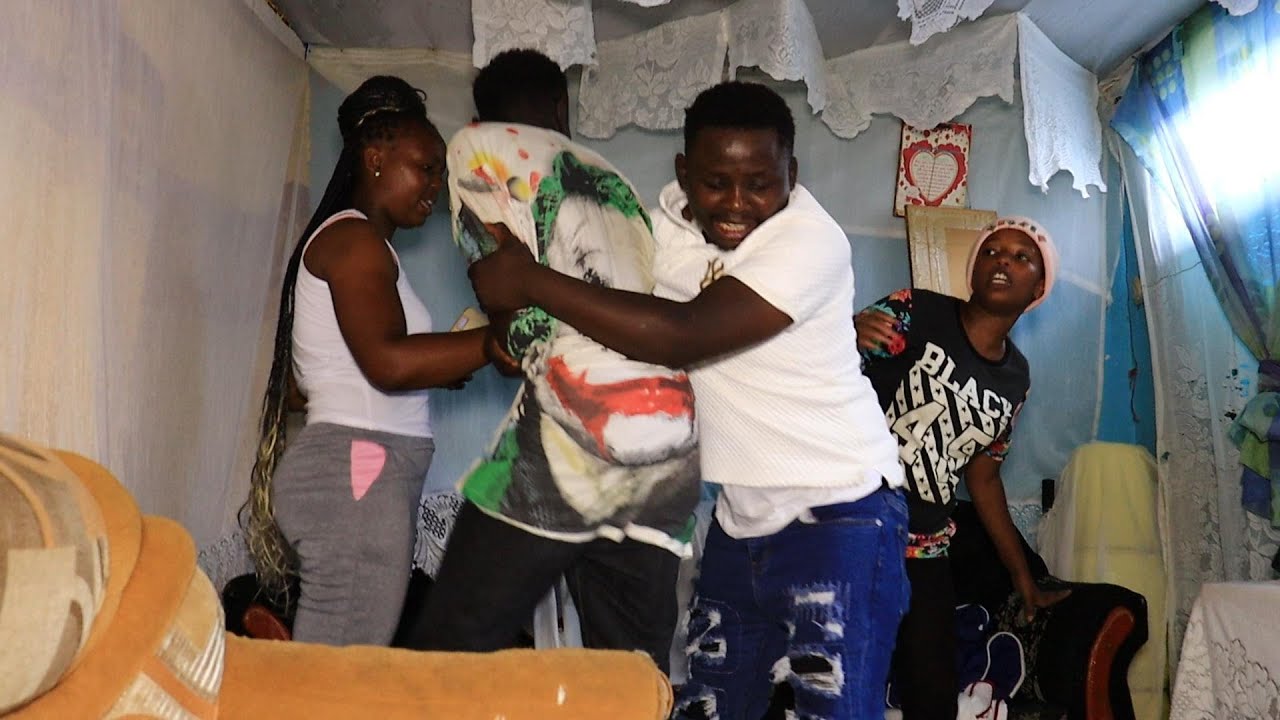 Dad thinks i am. Dry humping mommy. Алабама мем. Are you winning dad мем. Мом son father molest.