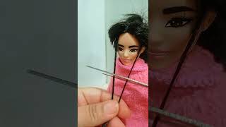 Giving Barbie Bangs 💇‍♀️ #mydollcreations #barbie  #dolls #diyhaircut #bangs #trendinghairstyle