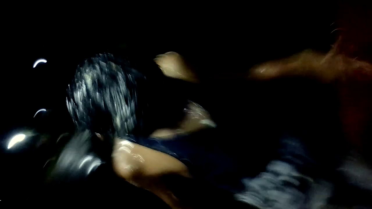 Mutail Adi vangiya uni kottan angera subi sambar