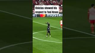 Vinicius Jr. Showed His Respect To Toni Kroos With Bowing Down To Him After That Ist