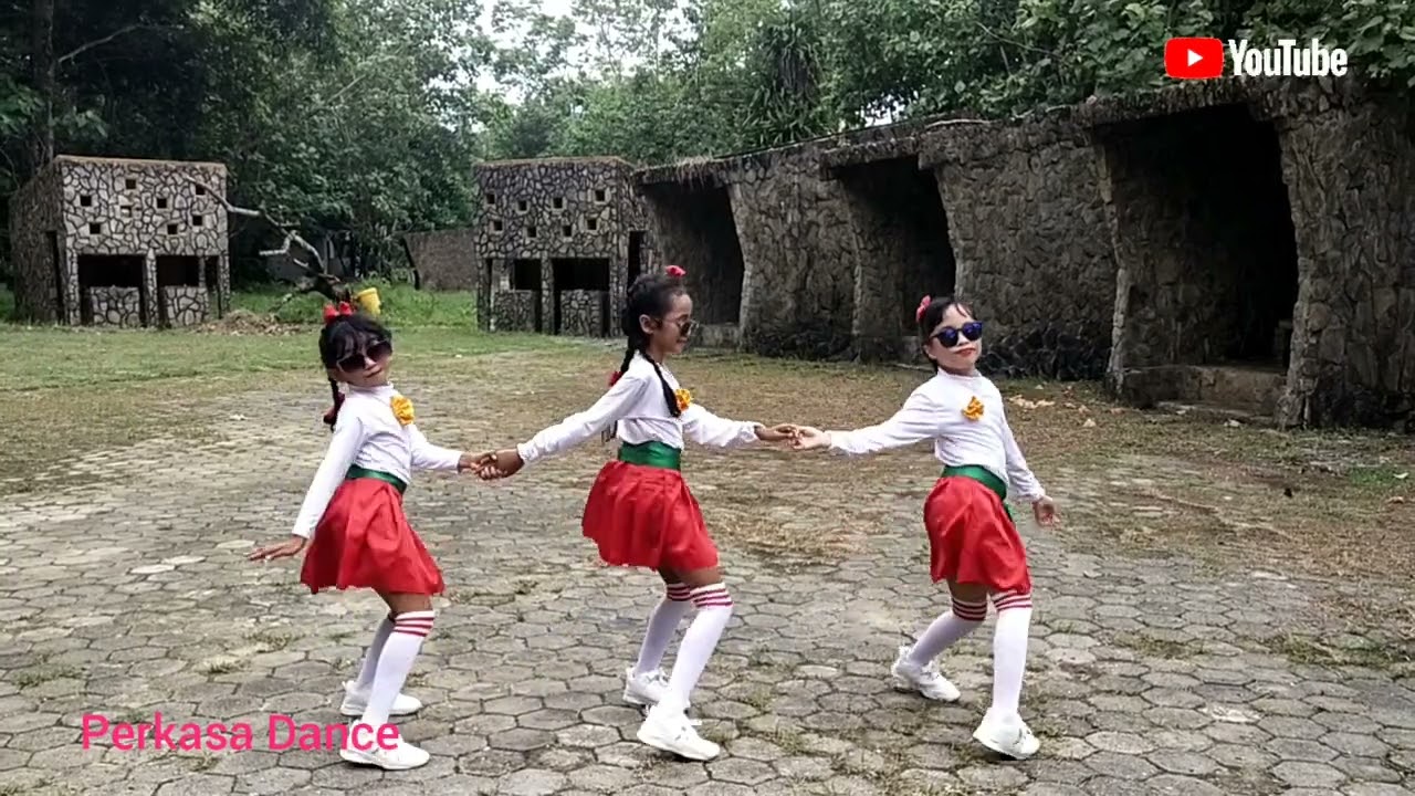 Perkasa Dance ( Baby Christmas)