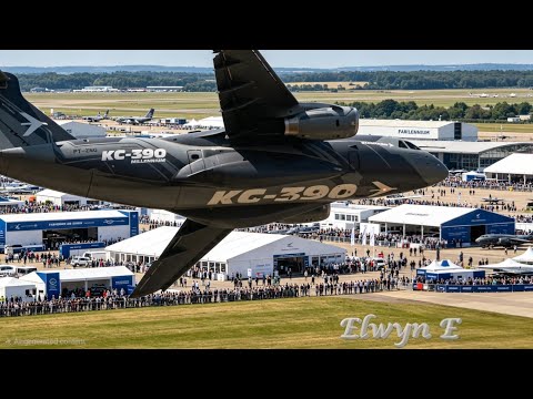 AWESOME Embraer KC-390 Incredible short Landing Farnborough