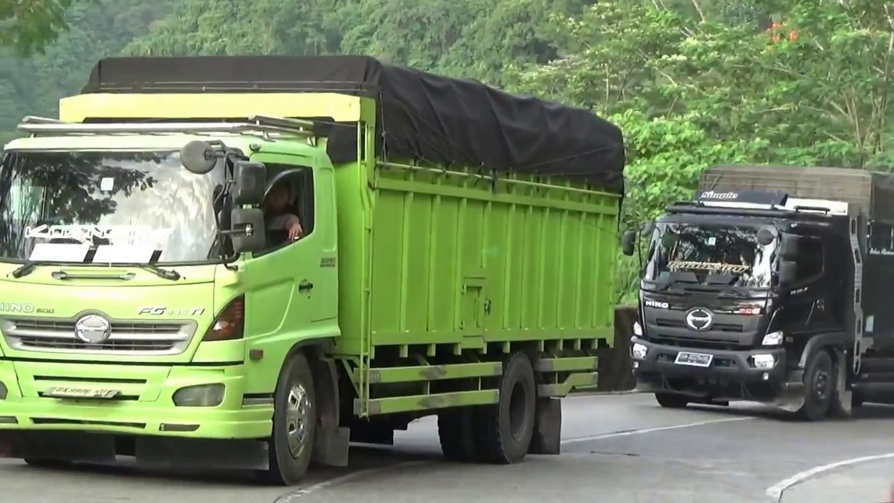 Josss... Truck yang melewati Sitinjau Lauik Sehabis Lebaran