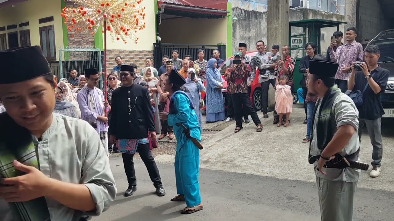 PALANG PINTU SANGGAR KEMBANG KELAPA