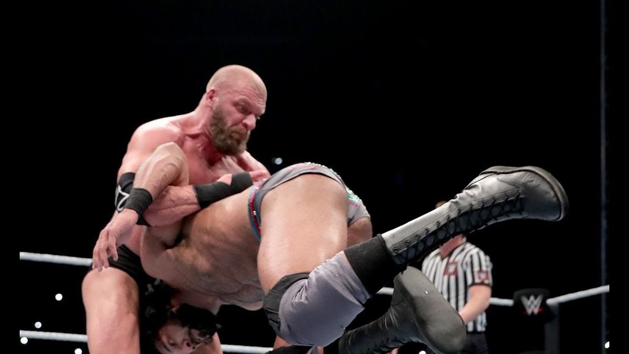 Triple H vs Jinder Mahal - WWE Live India